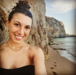 Tragedia a Castelfidardo, 31enne trovata morta in casa